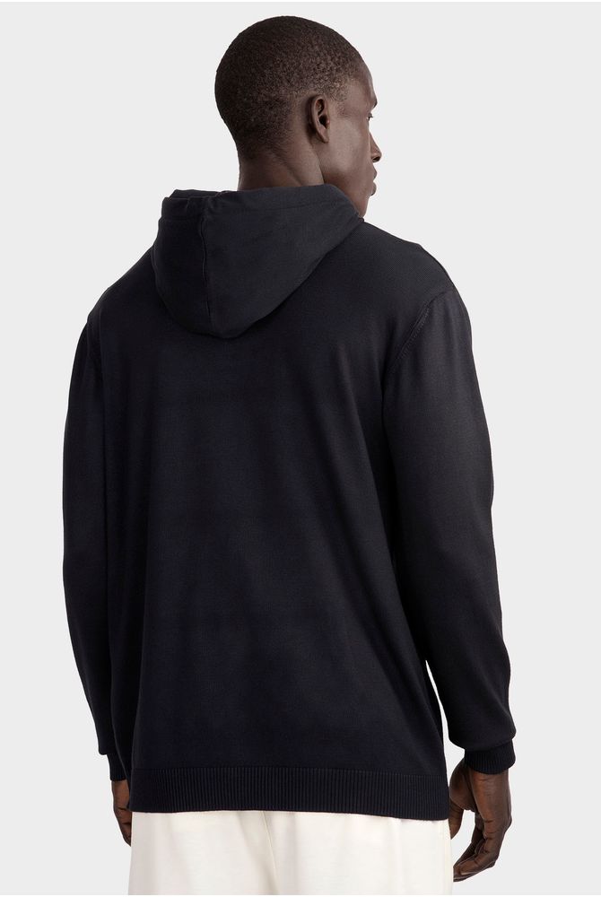 sweater-curie