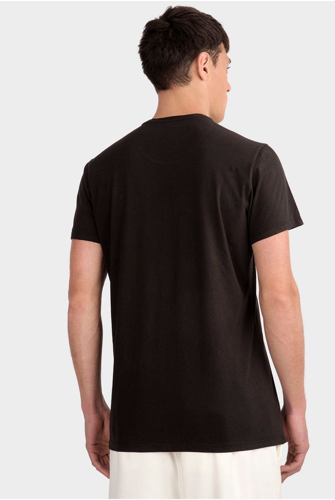 remera-yawar-negro